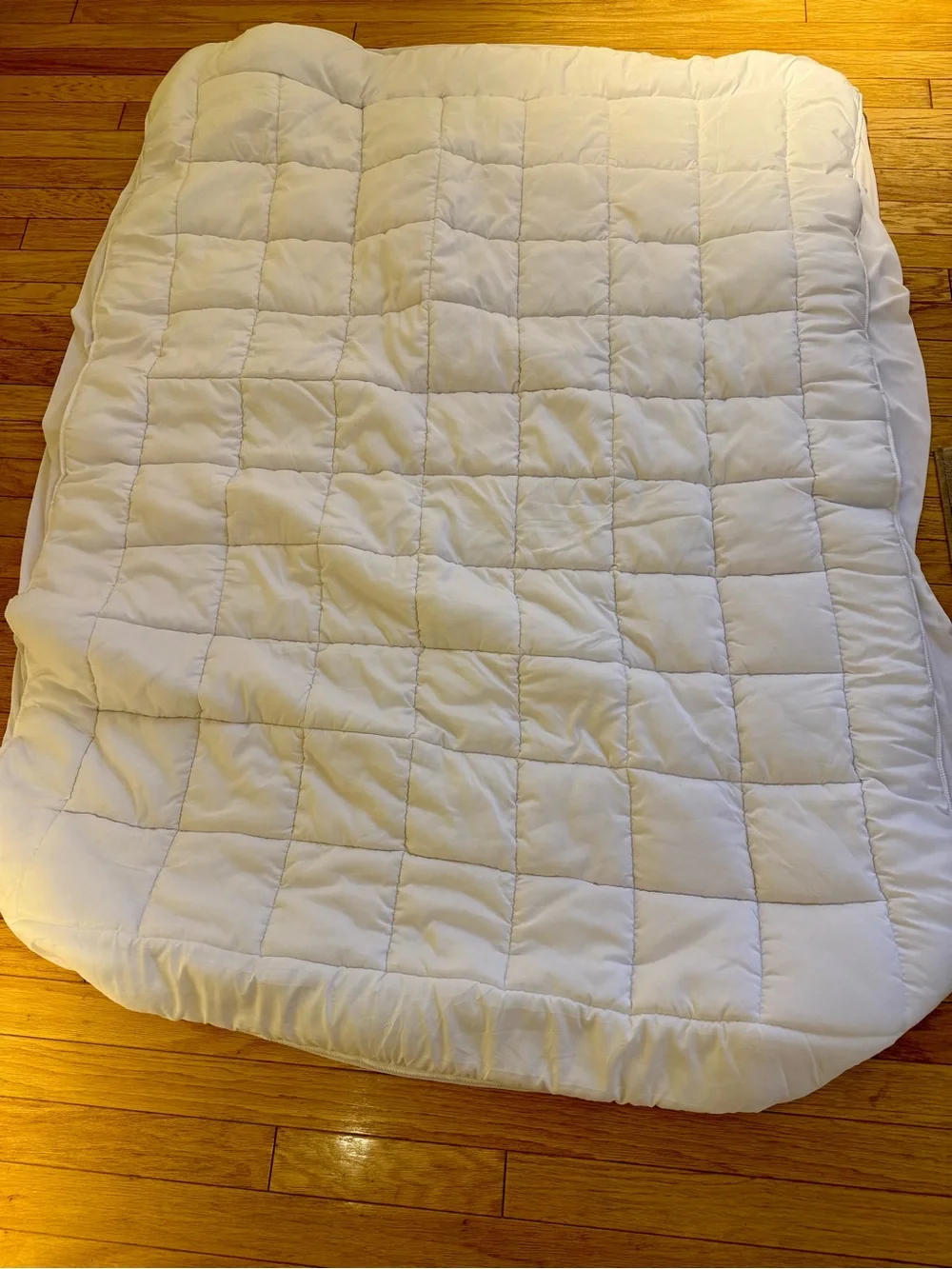 Queen White Quilted Mattress Pad Cover